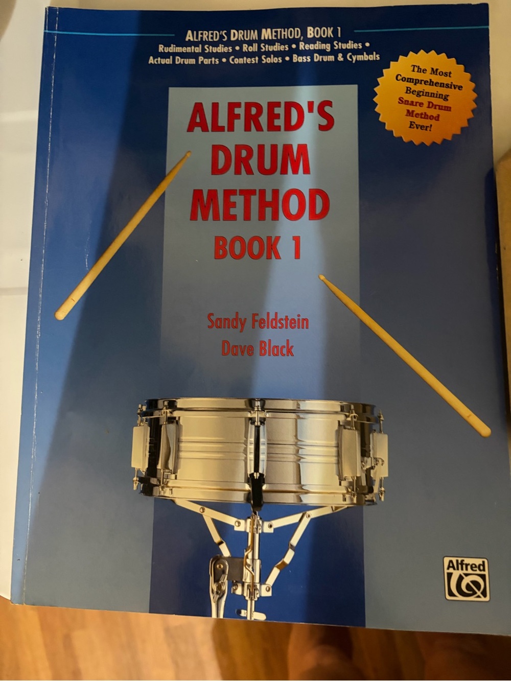 Alfred Blue Drum Method Book 1 with Silver Snare and Yellow Sticks - Picture 2 of 3